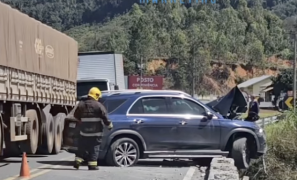 Família de São Miguel do Oeste escapa praticamente ilesa de acidente na BR-470