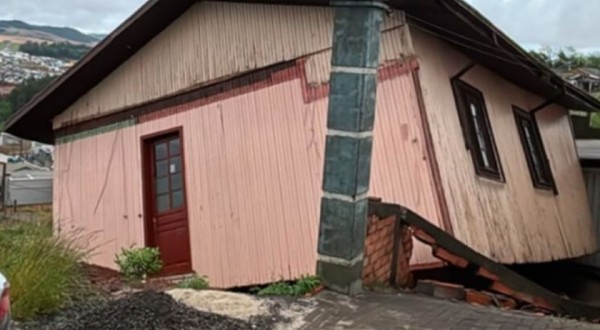 Número de cidades de SC afetadas pelos temporais sobe para 28, estima Defesa Civil