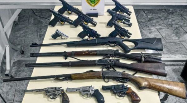 Registros ativos de arma de fogo por pessoas físicas crescem 129% no Paraná, indica levantamento