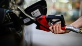 As cidades de SC em que está mais barato abastecer após nova alta da gasolina