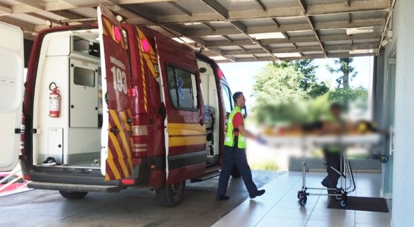 Homem fica ferido em queda de motocicleta na Linha Sede Peperi