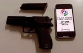 Homem é preso por ameaçar pessoas com réplica de arma de fogo
