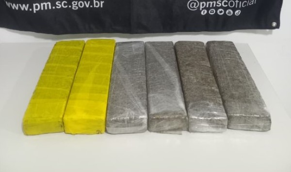 Polícia Militar apreende cerca de 5 quilos de maconha em ação de tráfico internacional na BR-163