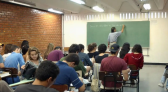 Ensino superior no Brasil pode mais que dobrar salário