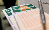 Mega-Sena acumula novamente e prêmio chega a R$ 100 milhões; veja ganhadores na quina e quadra