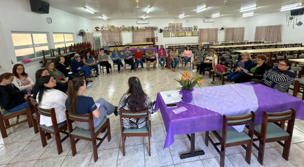 Roda de conversa encerra atividades do Agosto Lilás com grupo PAIF