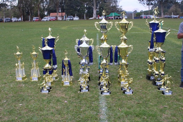 Barracão abre Campeonato Municipal de Futsal e realiza finais do Futebol Suíço e prefeito anuncia novo ginásio