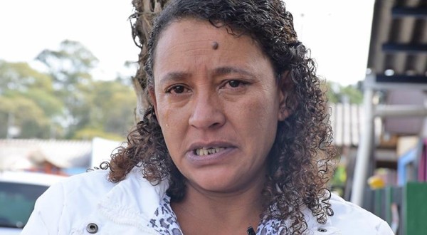 'Quero minha filha ao meu lado novamente', mãe faz um apelo e pede para que filha volte para casa