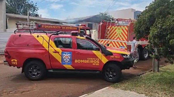 Incêndio é registrado no Bairro Alvorada
