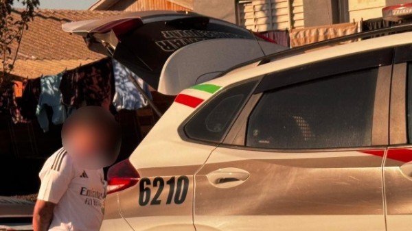 Homem é preso com carro recebido como pagamento de dívida de drogas