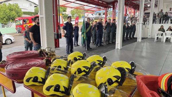 Solenidade celebra 40 anos do Corpo de Bombeiros Militar
