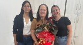 Guarujá do Sul homenageia servidora pela aposentadoria após anos dedicados à educação