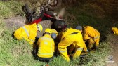 Motociclista fica gravemente ferido após saída de pista na BR-163