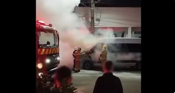 Casal é preso por incêndio, disparos de arma de fogo e extorsão