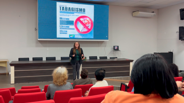 Palestra abre grupo de apoio para fumantes que querem largar o vício