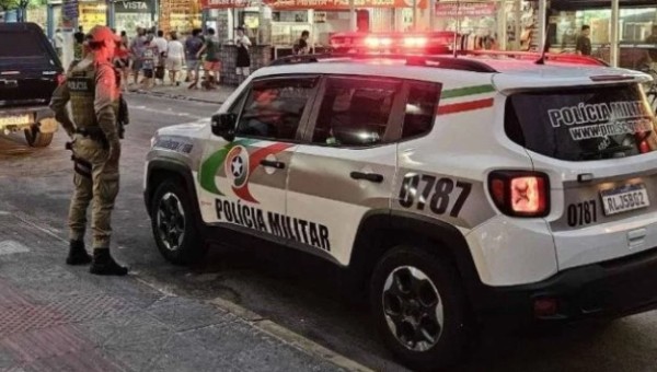 Suspeito foge após tentar invadir casa da ex-companheira