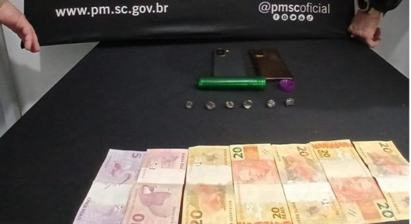 Homem é preso com cocaína pronta para venda