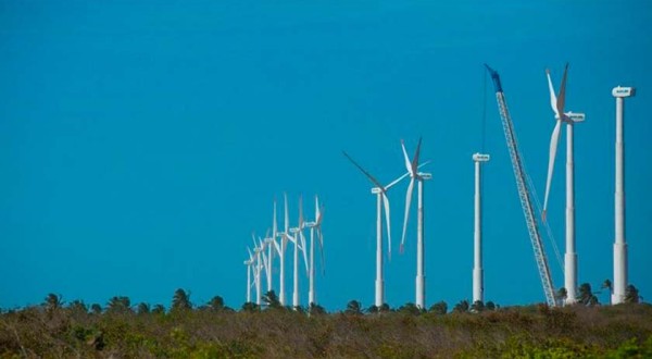 Governo federal prevê investir R$ 50 bilhões em energia renovável neste ano