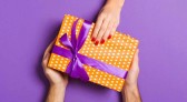 Brasileiros pretendem gastar R$ 221 com presentes no Dia das Mães