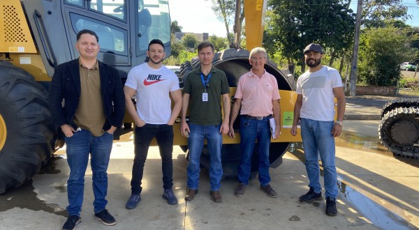 Novas máquinas reforçam frota da Secretaria de Obras e Urbanismo