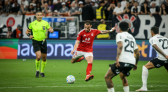 Inter perde para o Corinthians, mas garante vaga nas quartas da Copa do Brasil
