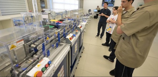 Vagas para jovem aprendiz crescem quase 35% em Santa Catarina em 2025