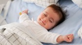 Sono do bebê: dicas de ouro para começar (agora!) uma rotina saudável com o seu filho