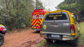 Adolescente em surto atira nos avós