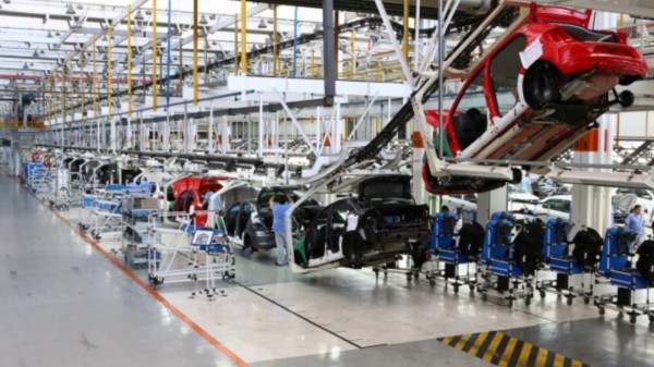 Produção de veículos sobe 10,7% nos últimos 12 meses, diz Anfavea