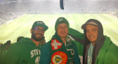 Guarujaenses vão a São Paulo assistir ao jogo do Palmeiras e comemoram o título de Campeão Brasileiro
