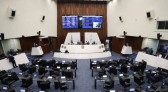 Governo do Paraná propõe aumento da alíquota do ICMS sobre energia, água mineral, bebidas alcóolicas e outros itens; veja lista