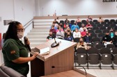 Professora e alunas da Escola Santa Rita apresentam na Câmara resultados do projeto "O nosso lixo de cada dia"