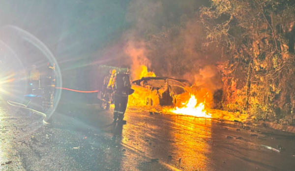 Grave acidente envolvendo quatro veículos interdita BR-282 e deixa ao menos 5 feridos