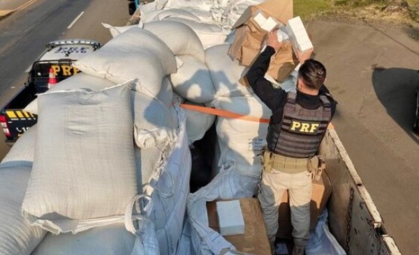 PRF localiza cerca de 4 mil celulares “contrabandeados”