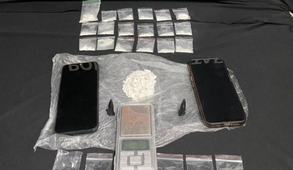 Casal é preso por tráfico de drogas após abordagem da PM