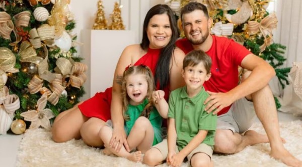 Casal que morreu após carro derrapar e ser atingido por caminhão no Paraná estava com casamento marcado para o fim do ano