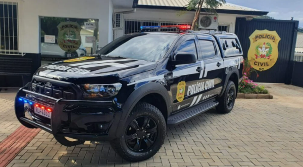 Operação prende suspeitos de facção que comandava crimes de dentro de presídios