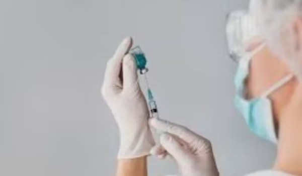 Vacina da herpes zóster pode ajudar na prevenção de demência, diz estudo