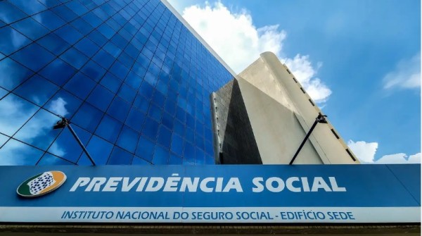 Governo anuncia devolução de descontos ilegais em aposentadorias do INSS