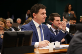 Avança na CCJ projeto que prevê quatro deputados federais a mais para SC