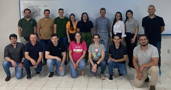 Acadêmicas da Unetri se destacam no hackathon e avançam com projeto inovador no agro 4.0