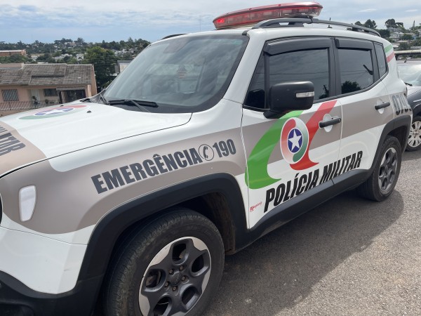 Homem é preso após abordagem policial no bairro Agostini