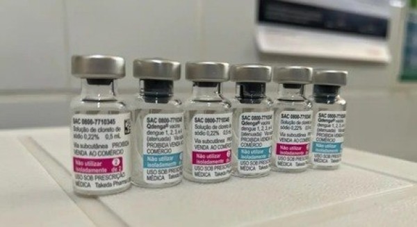 Ministério da Saúde pretende entregar vacinas contra dengue na segunda semana de fevereiro