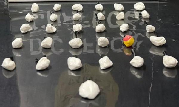 Mulher é presa por tráfico de drogas durante operação da Polícia Civil