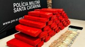 Homem é preso com 30kg de maconha em bagageiro de moto em SC