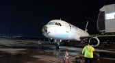 Tempestade de gelo destrói ‘nariz’ de avião ao sair do PR