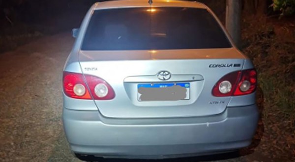 Assaltante leva carro, celular e carteira de casal em Maravilha; PM recuperou o veículo e o telefone