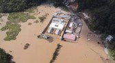 Enxurrada alaga presídio em SC e 13 presos aproveitam para fugir