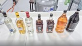 Polícia fecha fábrica que adulterava bebidas em São Bernardo do Campo