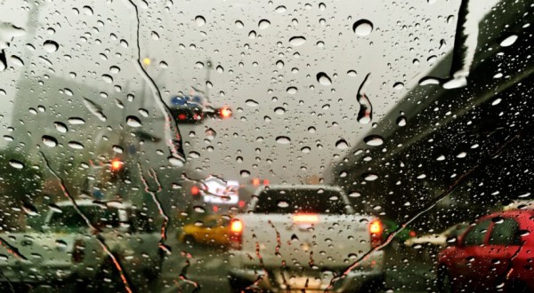 Semana começa com temporais e termina com frio próximo de 0°C em SC